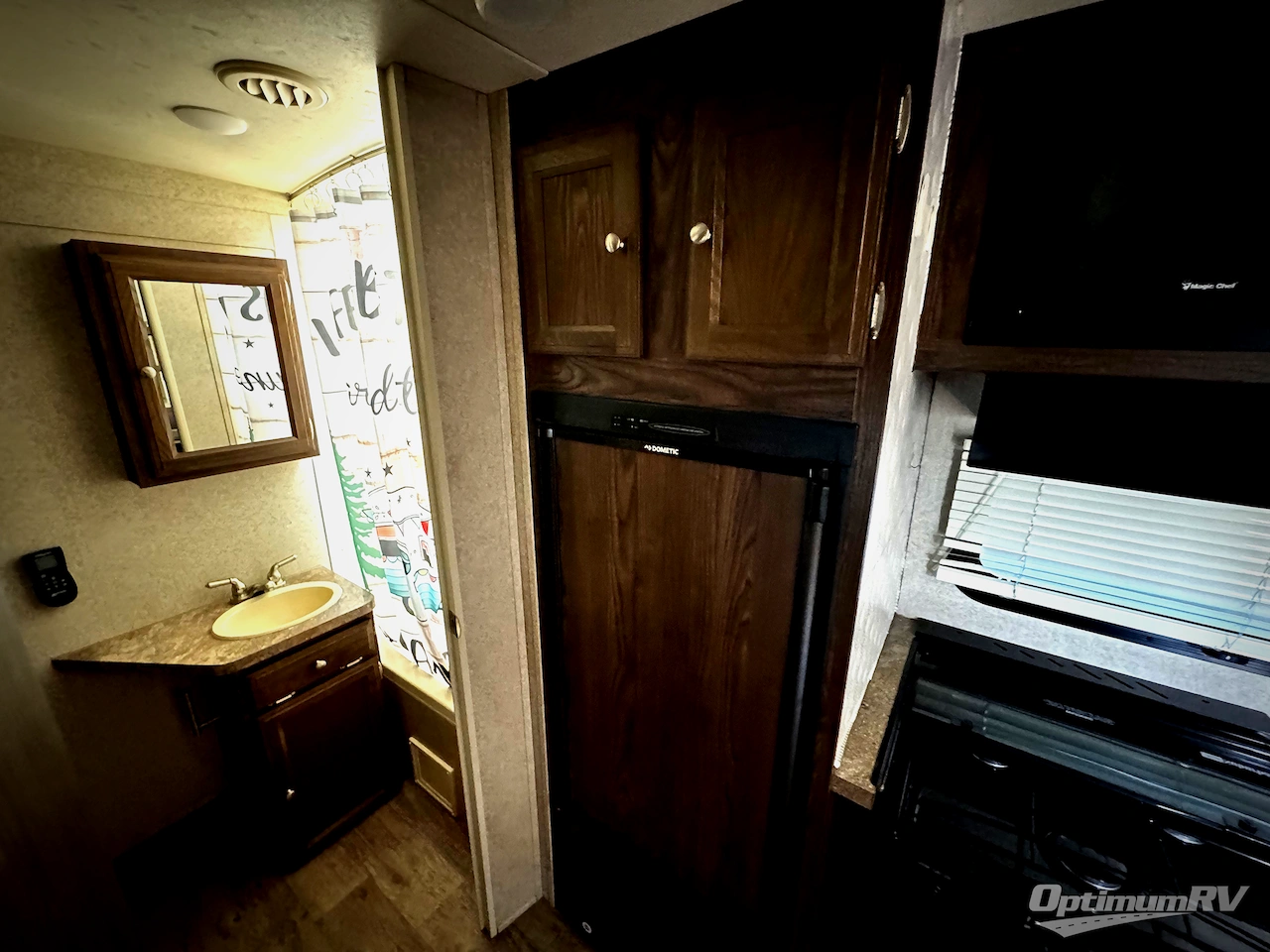 2018 Forest River Rockwood Mini Lite 1905BH Photo 6