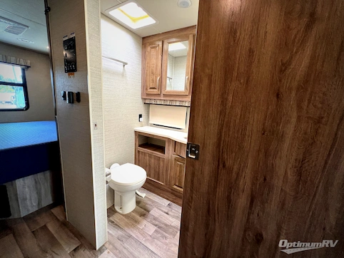 2020 Jayco Precept 34G RV Photo 4