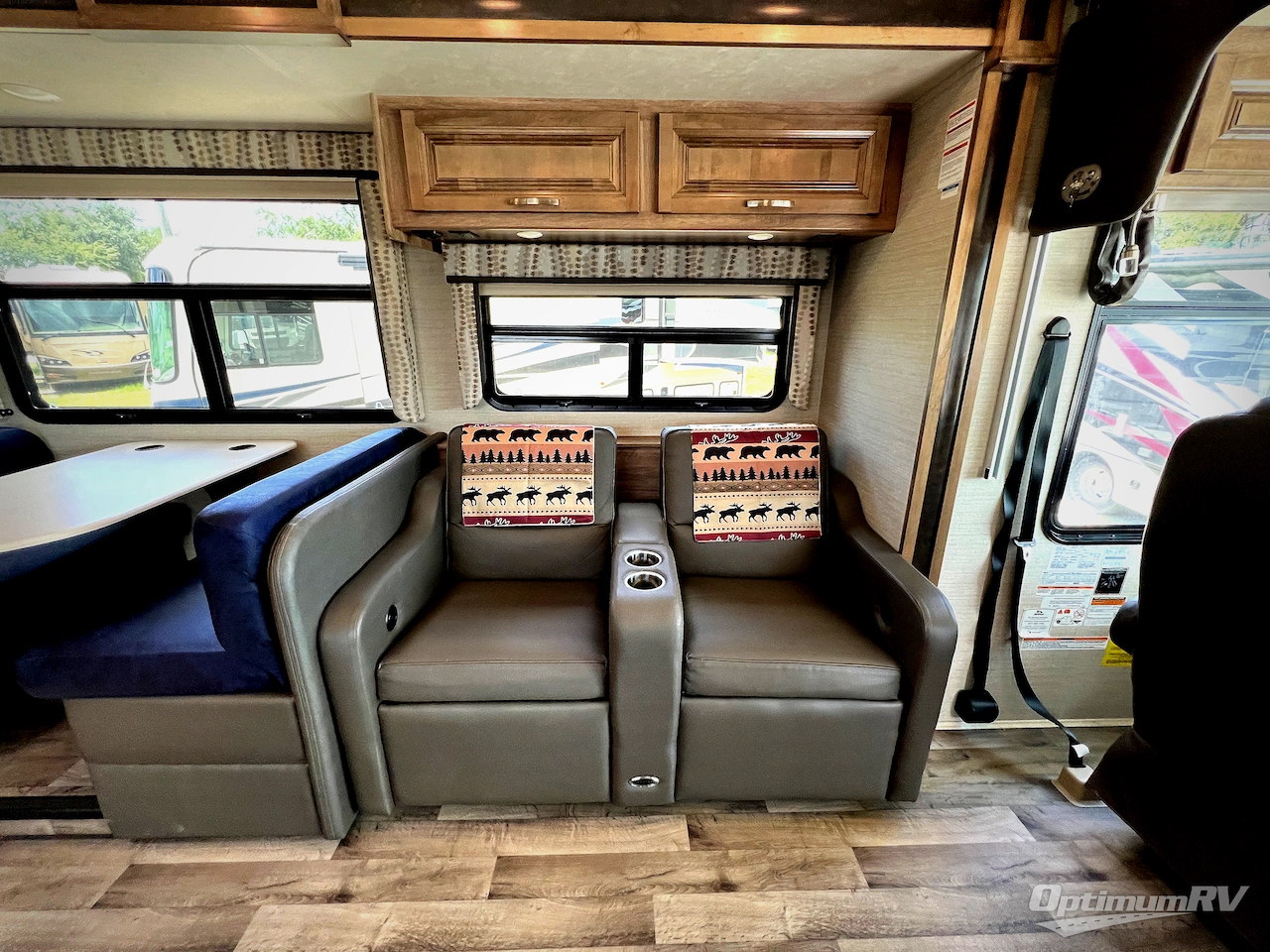 2020 Jayco Precept 34G Photo 9