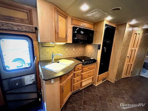 2014 Newmar Bay Star 2903 RV Photo 3