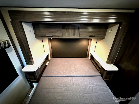 2018 Holiday Rambler Reno 25S RV Photo 4