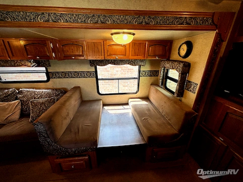 2013 Forest River Rockwood Ultra Lite 2604WS RV Photo 4