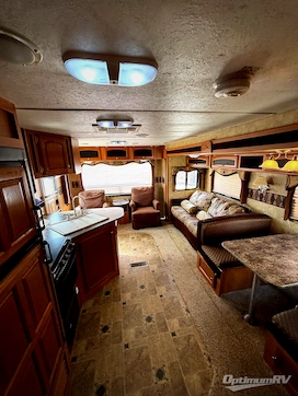 2010 Keystone Cougar X-Lite 26RLS RV Photo 2