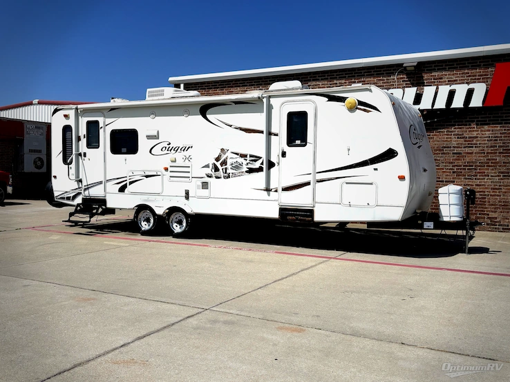 2010 Keystone Cougar X-Lite 26RLS RV Photo 1
