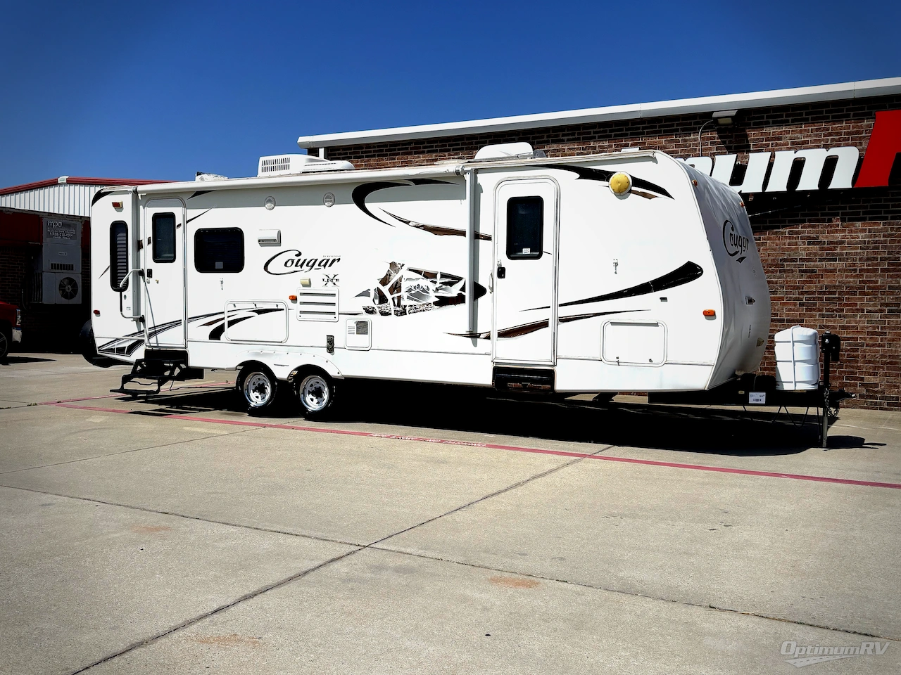 2010 Keystone Cougar X-Lite 26RLS Photo 1