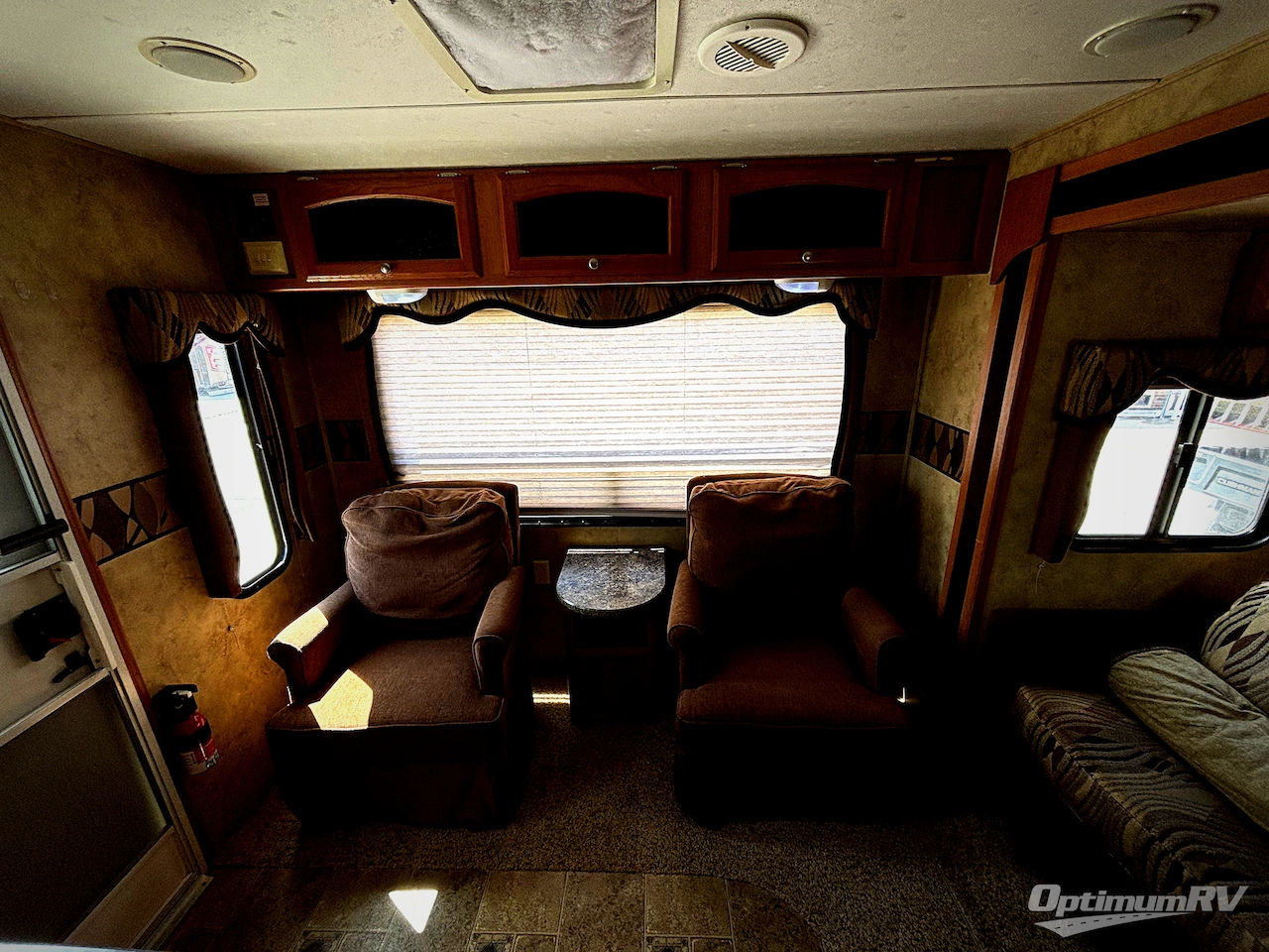 2010 Keystone Cougar X-Lite 26RLS Photo 13