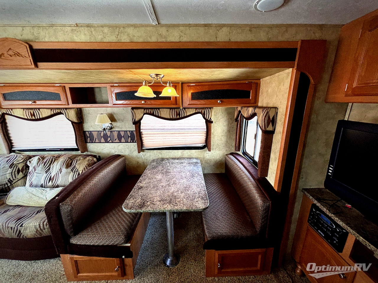 2010 Keystone Cougar X-Lite 26RLS Photo 14