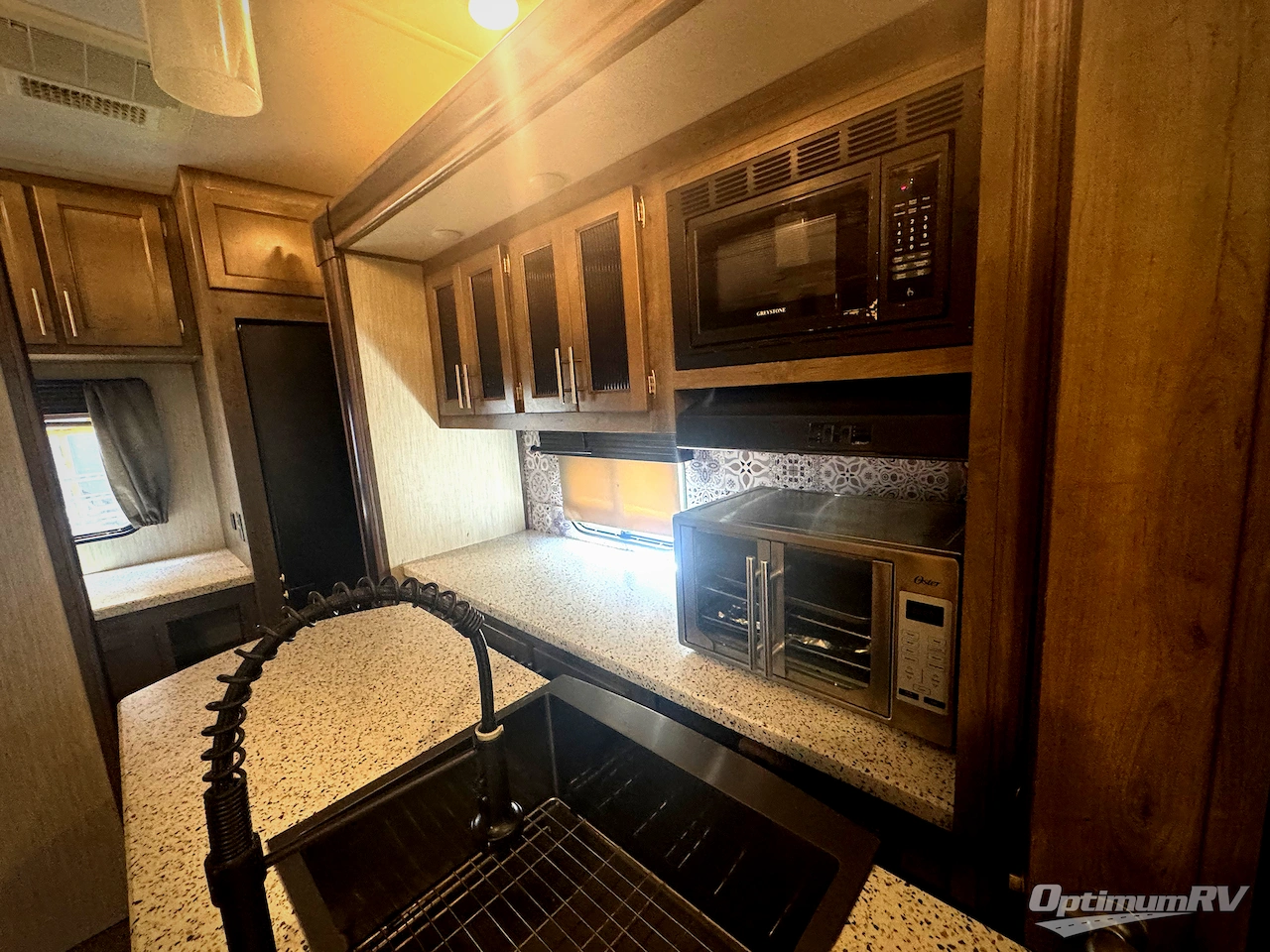 2019 Forest River Sabre 31IKT Photo 8