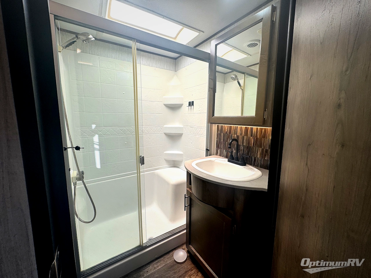 2019 Forest River Sabre 31IKT Photo 9