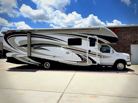 Used 2017 Fleetwood Jamboree 31U Featured Photo