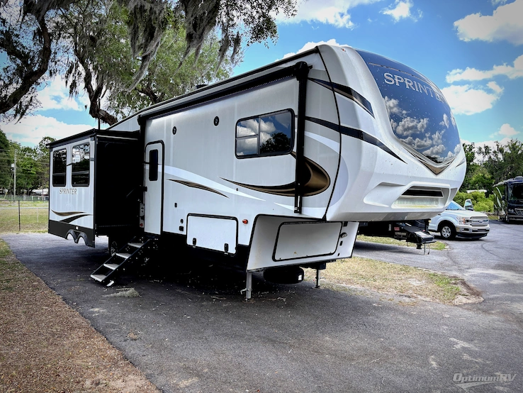 2021 Keystone Sprinter 30RL RV Photo 1