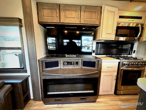 2021 Alliance Paradigm 370FB RV Photo 2
