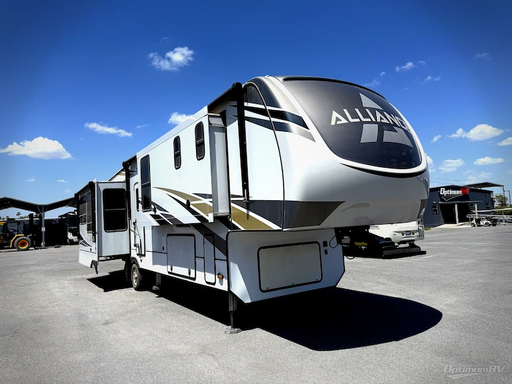 2021 Alliance Paradigm 370FB RV Photo 1