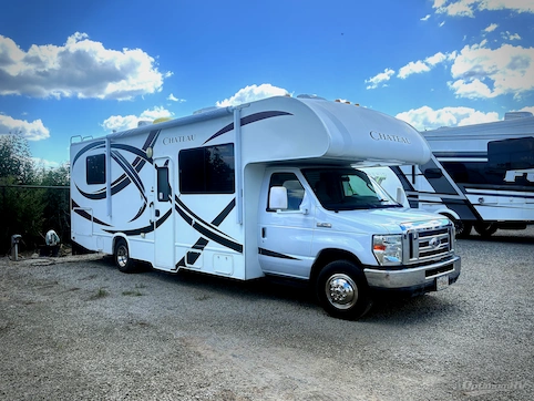 Used 2014 Thor Chateau 28Z Featured Photo