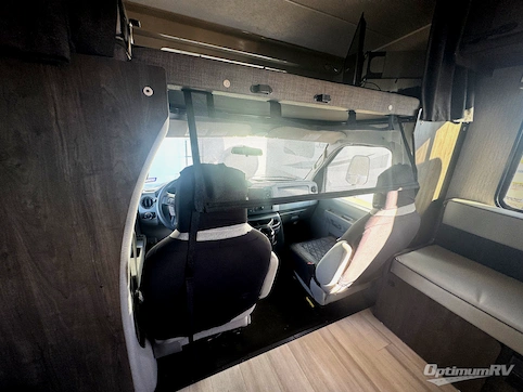 2022 Coachmen Leprechaun Premier 260DS Ford 450 RV Photo 3