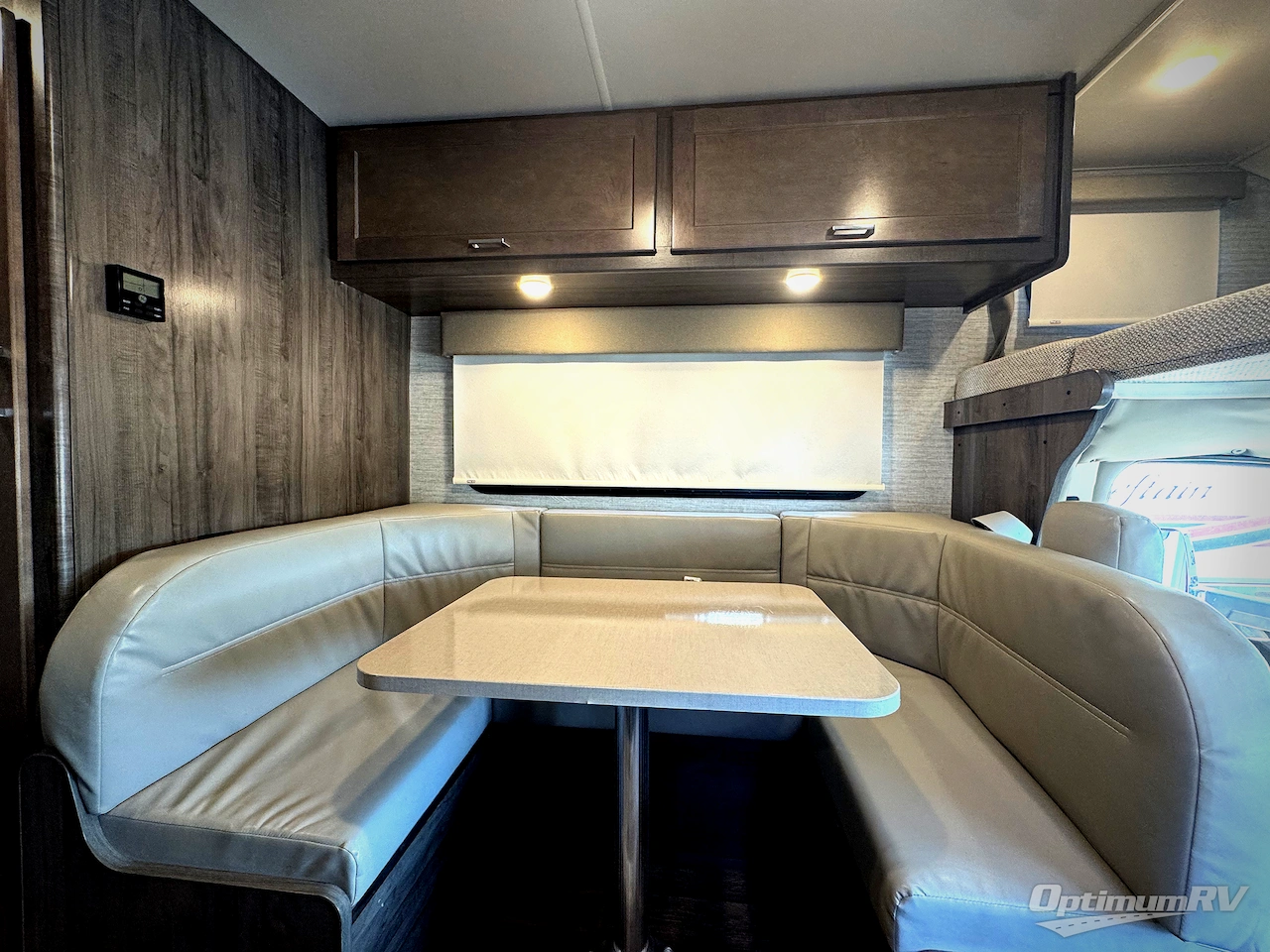 2024 Winnebago Minnie Winnie 22M Photo 5