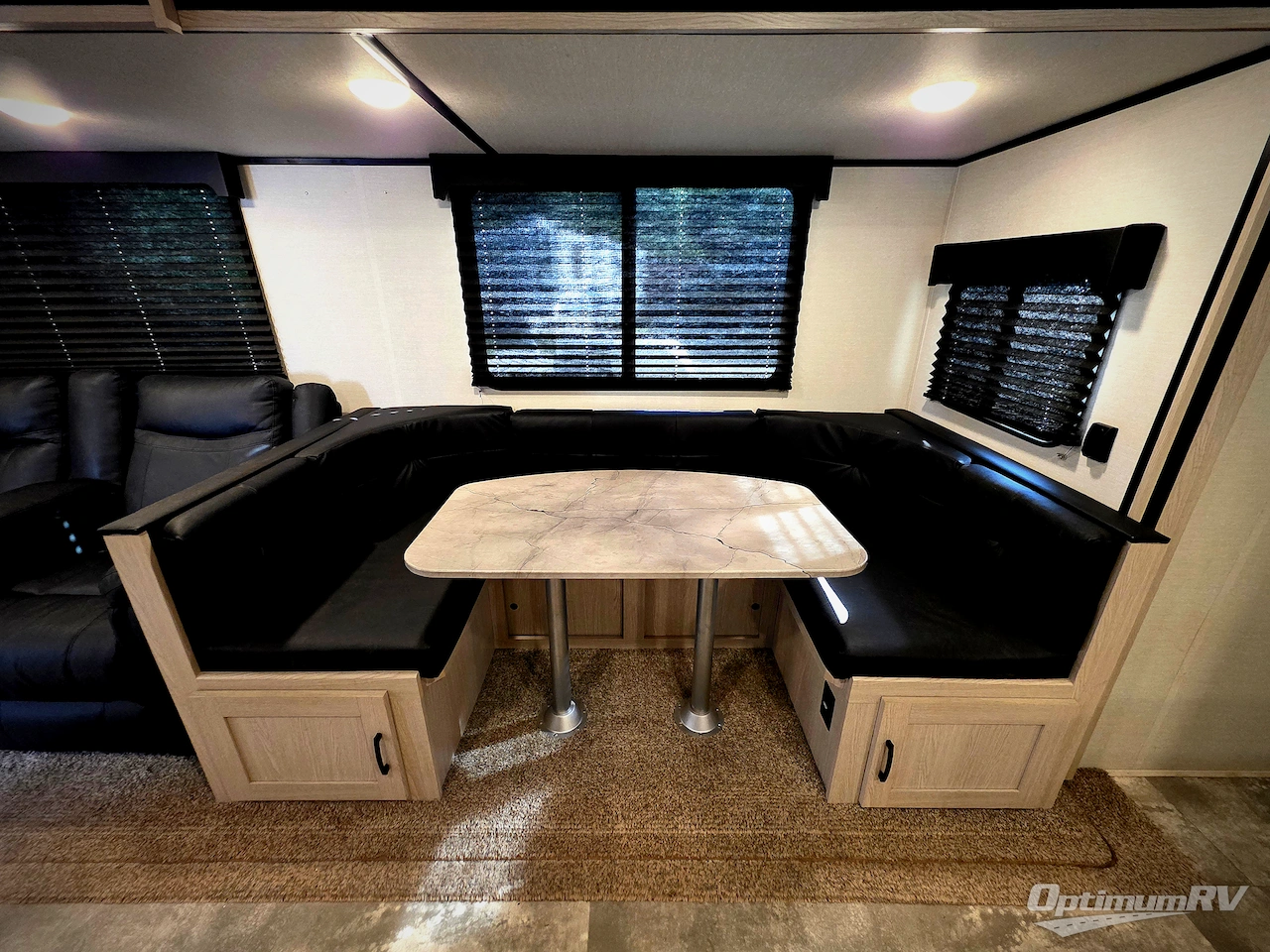 2022 Coachmen Apex Ultra-Lite 265RBSS Photo 8