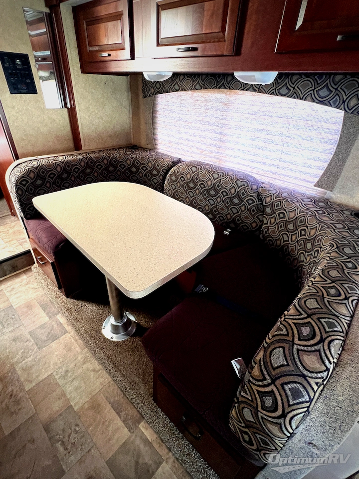 2014 Forest River Sunseeker 3010DS Ford Photo 9