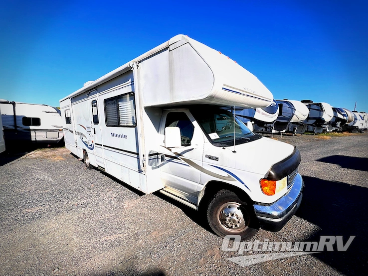 2003 Winnebago Minnie Winnie 32G RV Photo 1