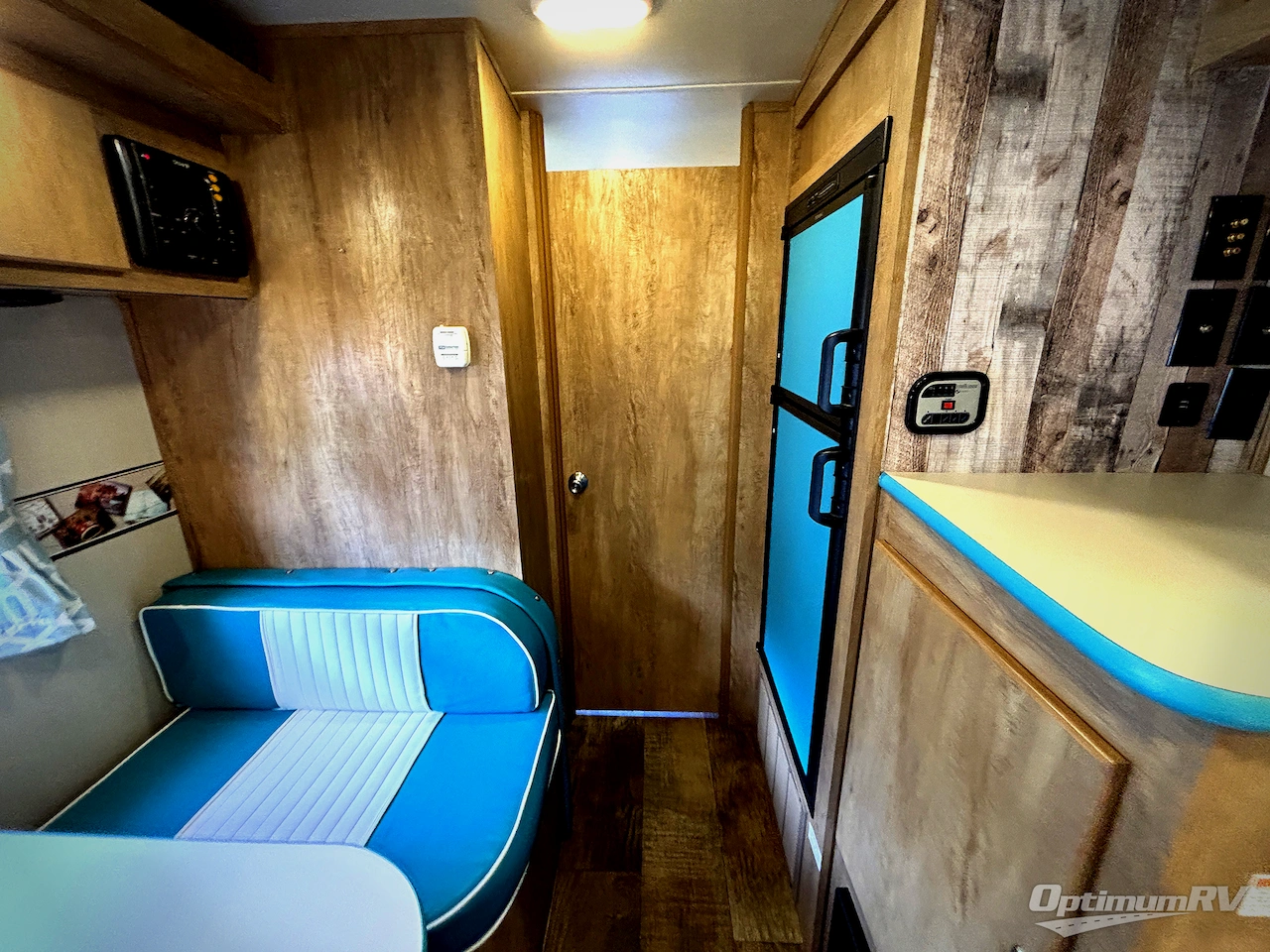 2017 Gulf Stream Vintage Cruiser 19RBS Photo 10