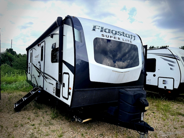 2022 Forest River Flagstaff Super Lite 26FKBS RV Photo 1