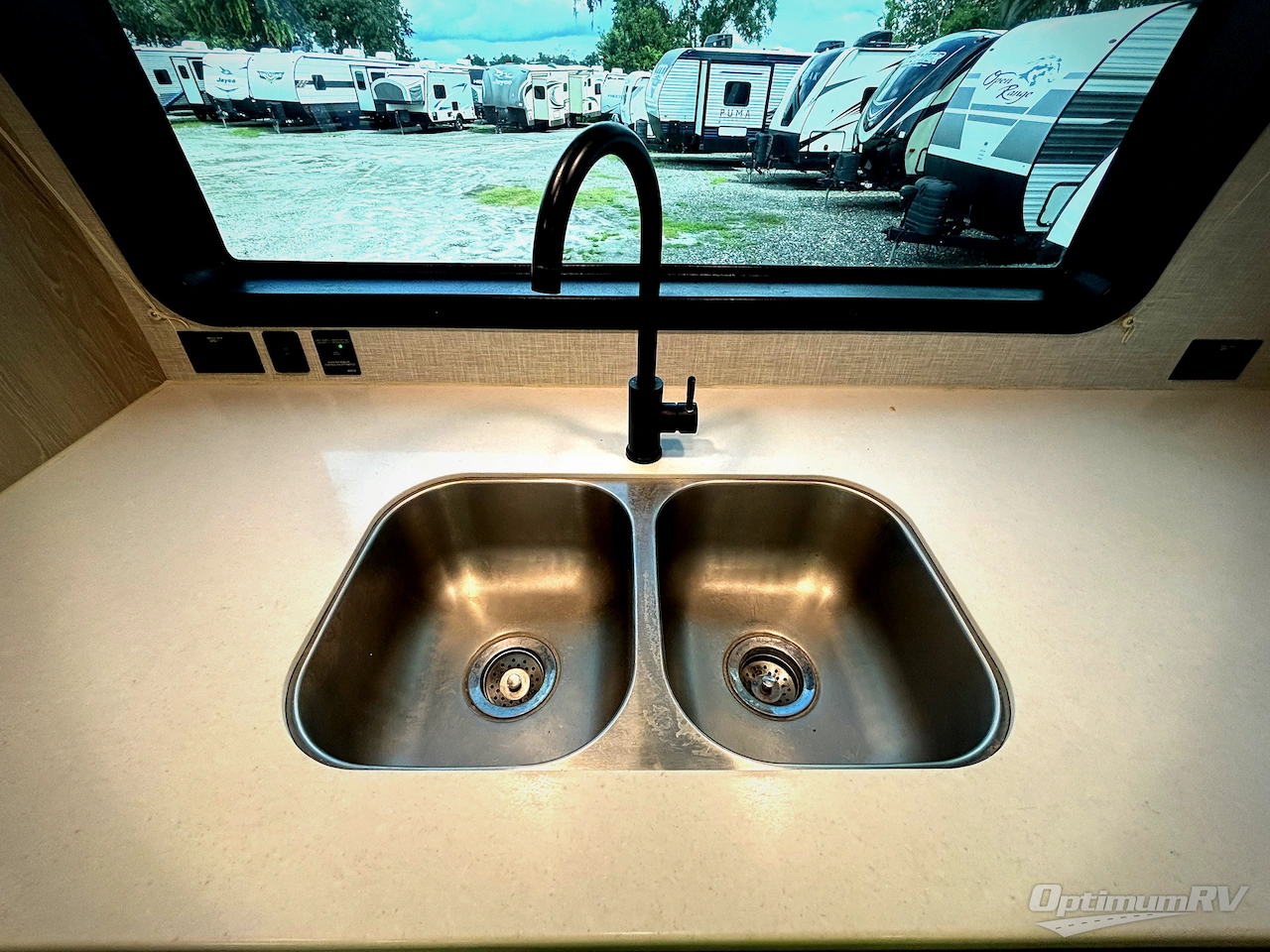 2022 Forest River Rockwood Mini Lite 2516S Photo 7