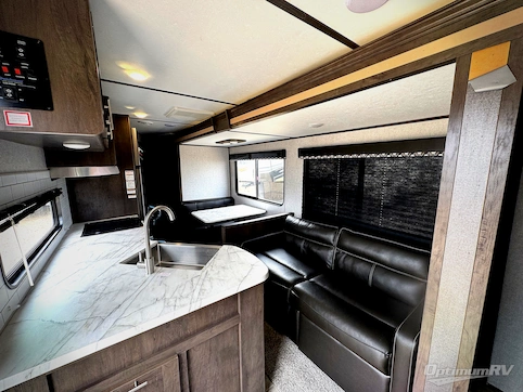 2021 Dutchmen Coleman Lantern Series 263BH RV Photo 3