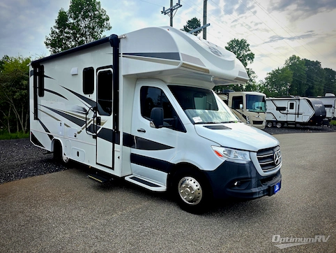 Used 2024 Jayco Melbourne 24L Featured Photo