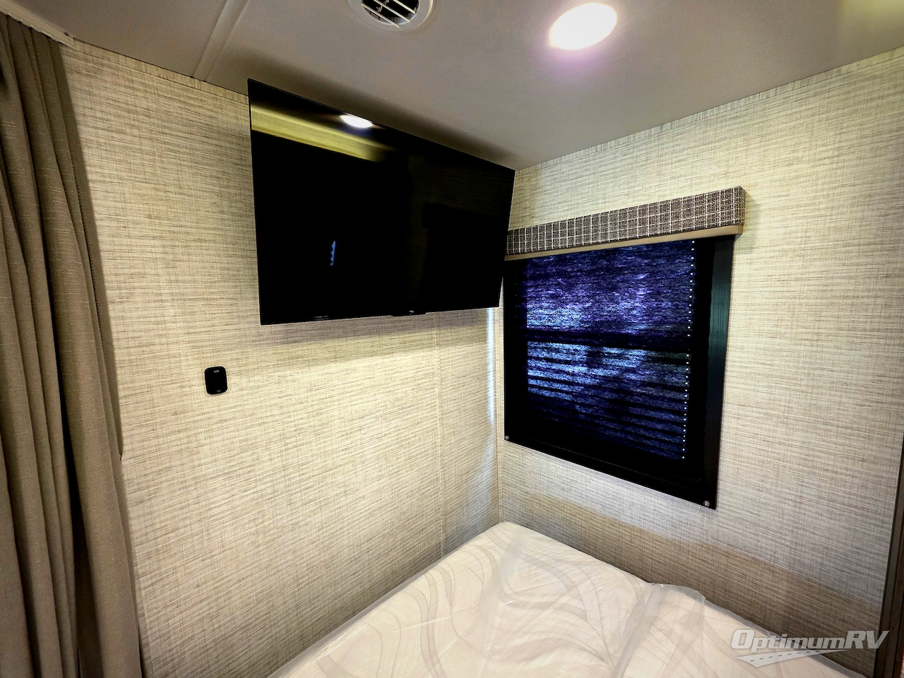 2024 Jayco Melbourne 24L Photo 13