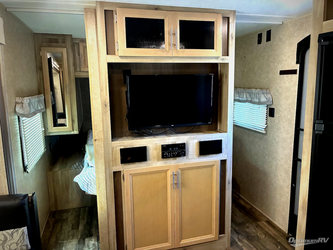 2019 Coachmen Catalina Trail Blazer 29THS Photo 10