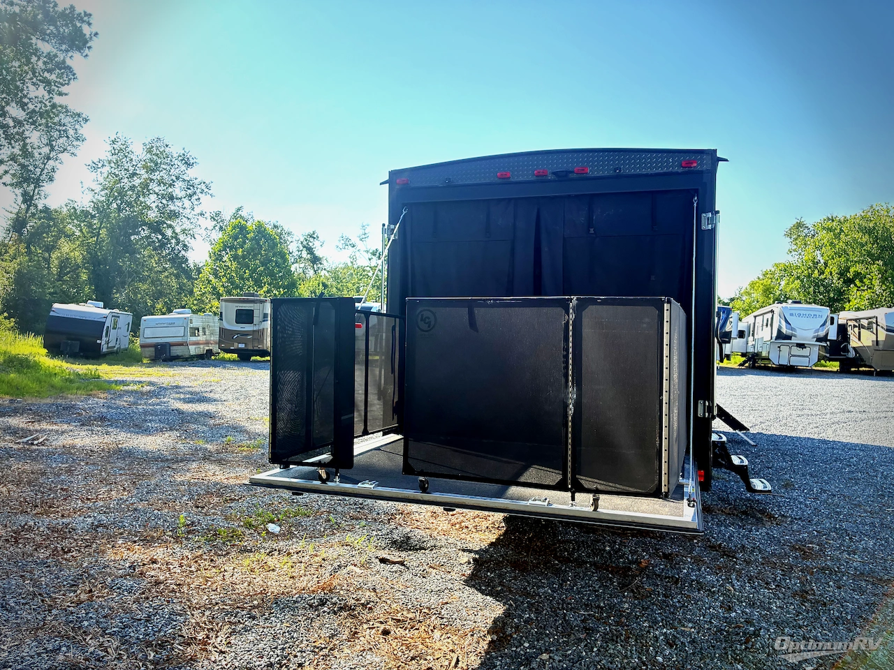 2019 Coachmen Catalina Trail Blazer 29THS Photo 17