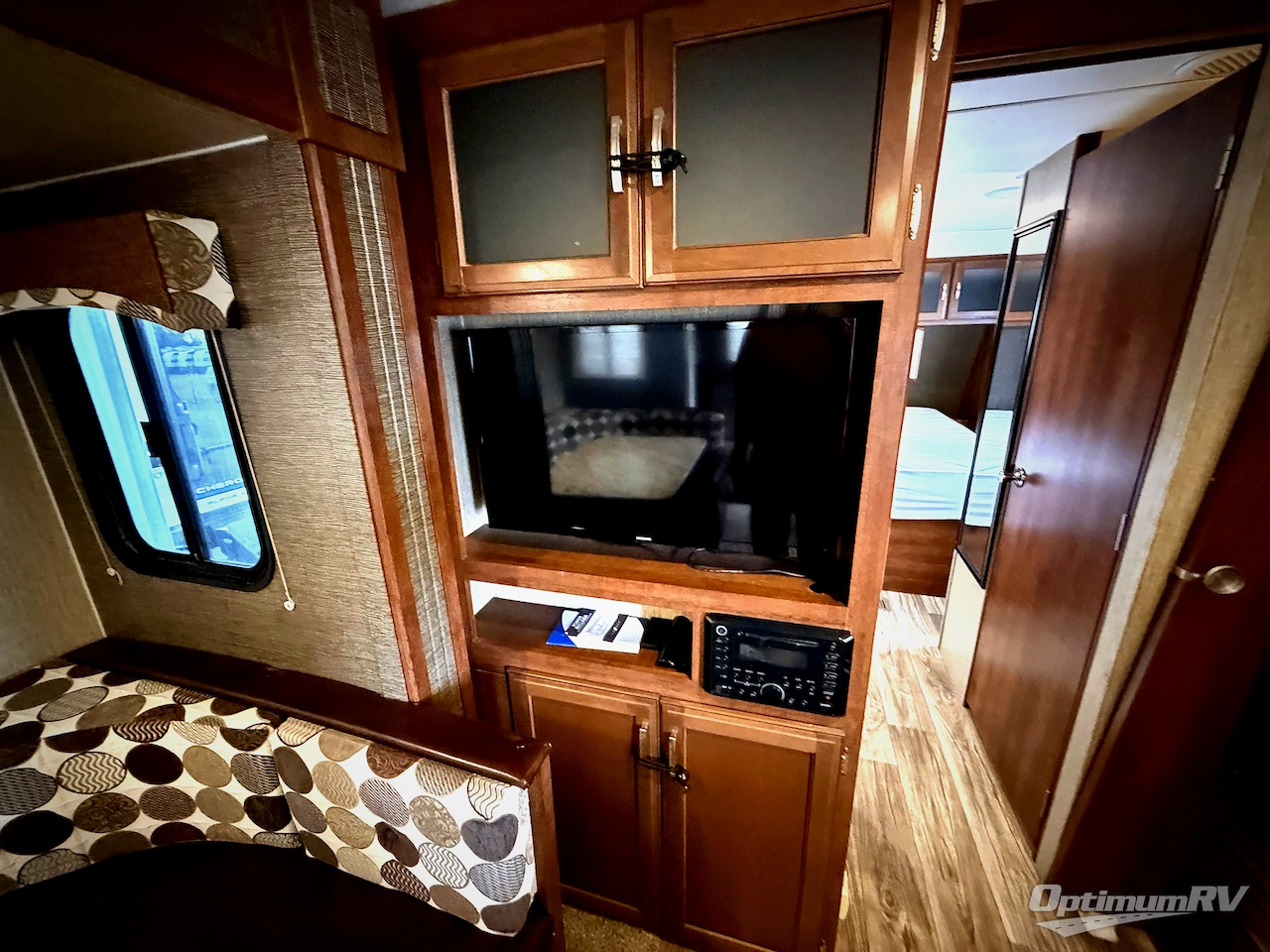 2017 Keystone Passport 2450RLWE Grand Touring Photo 7