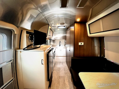 2022 Airstream Caravel 20FB RV Photo 2