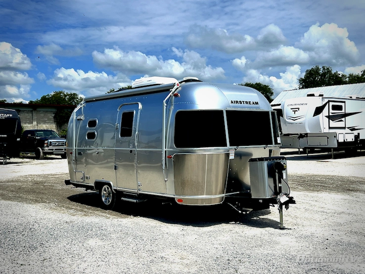 2022 Airstream Caravel 20FB RV Photo 1