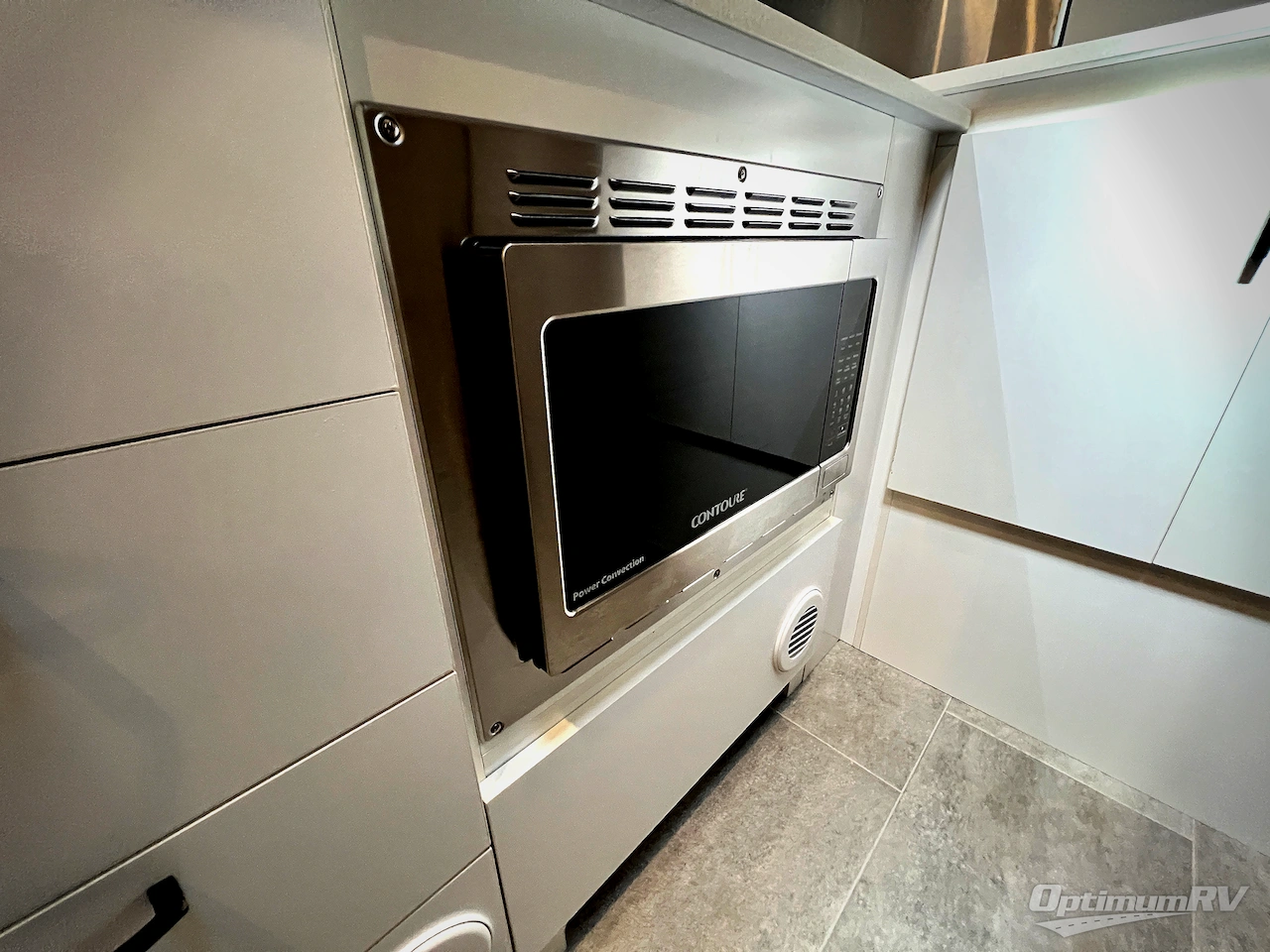 2022 Airstream Caravel 20FB Photo 11