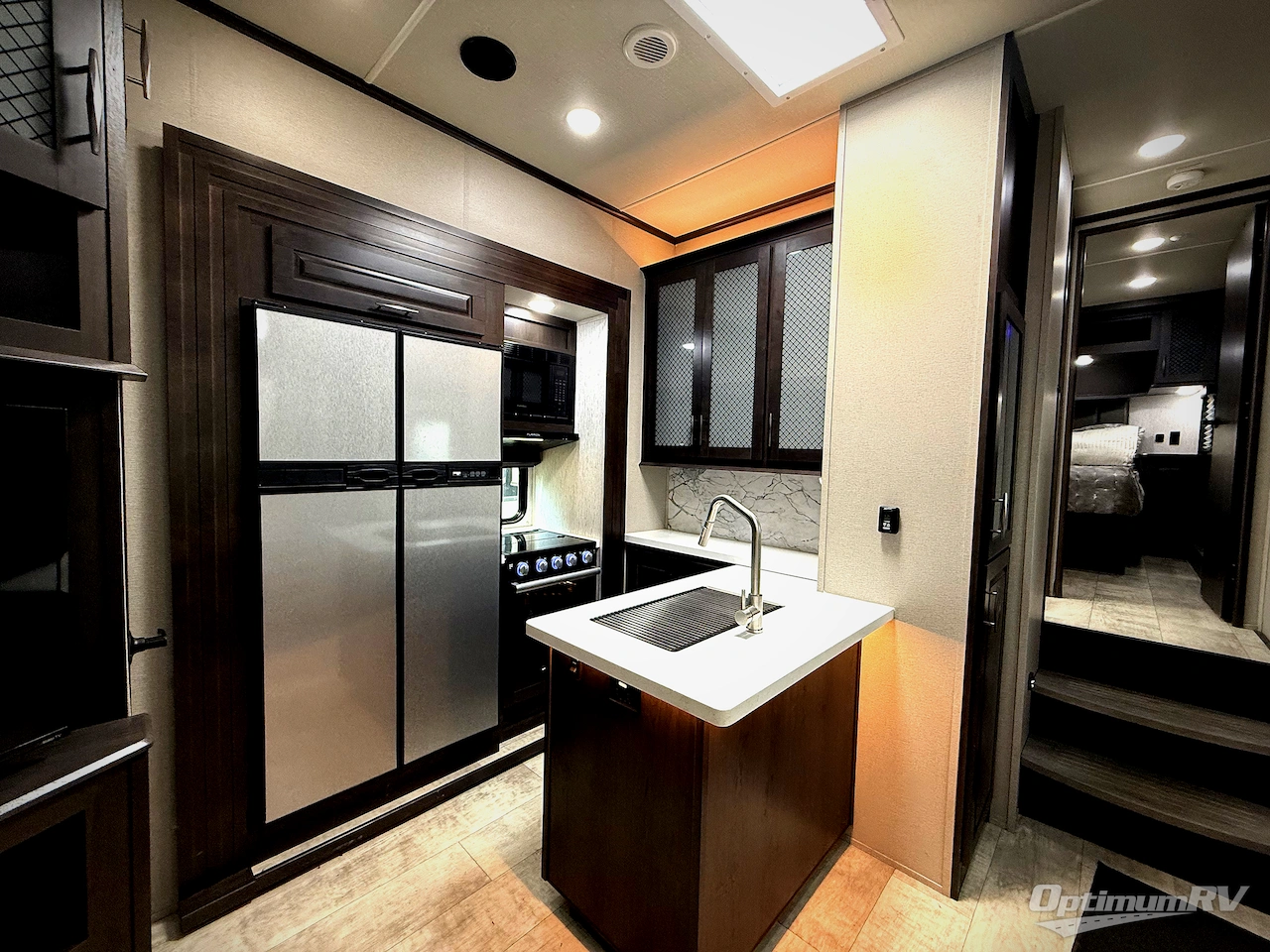 2023 Grand Design Momentum G-Class 320G Photo 15