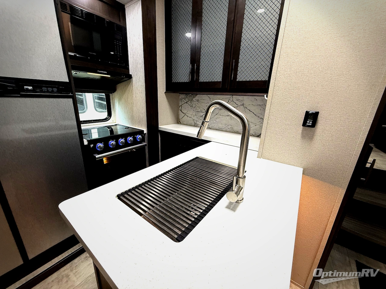 2023 Grand Design Momentum G-Class 320G Photo 16