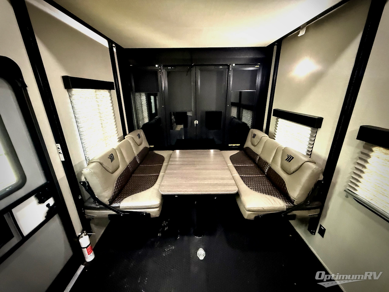 2023 Grand Design Momentum G-Class 320G Photo 21