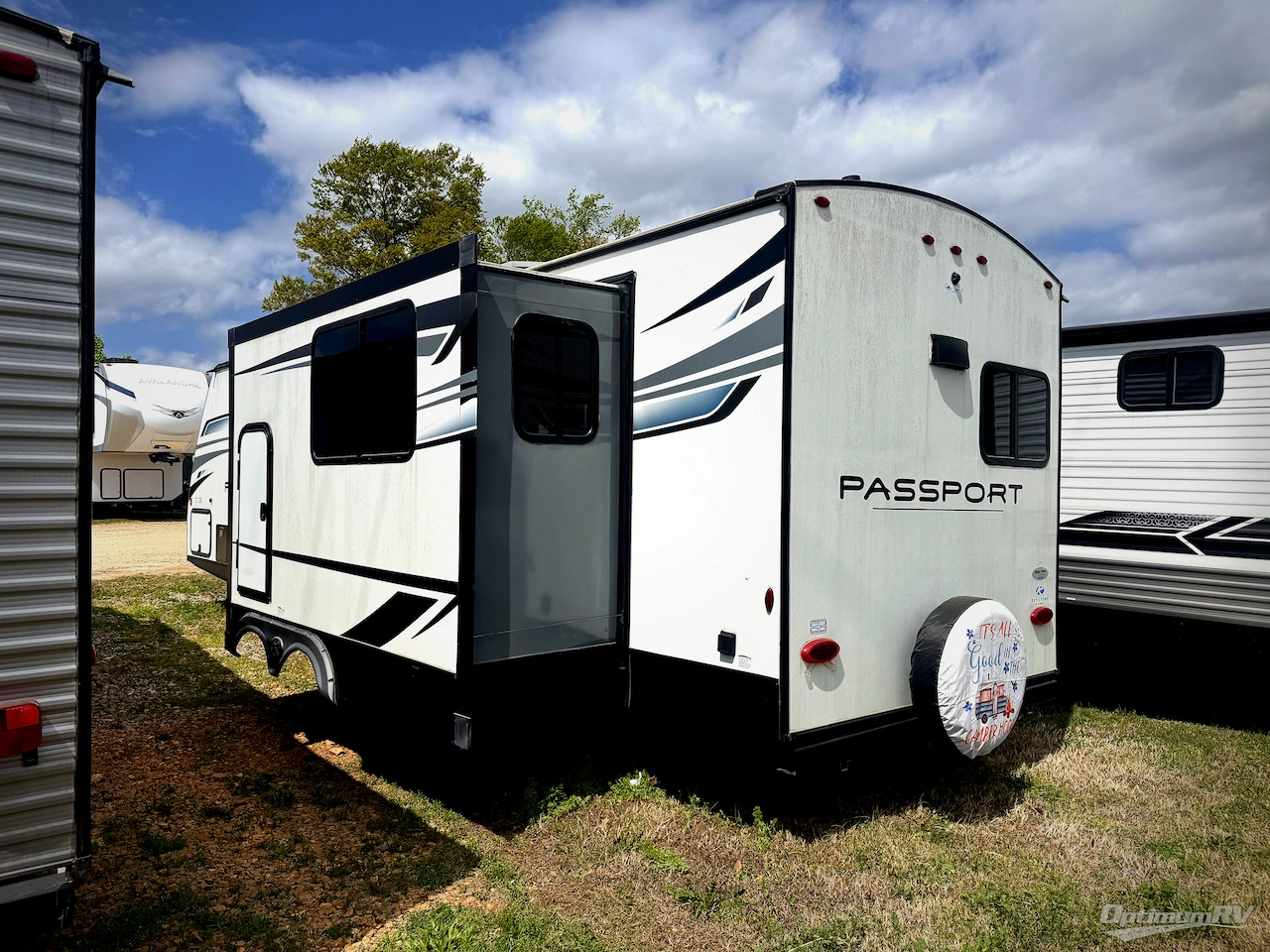 2022 Keystone Passport GT 2704RK Photo 3