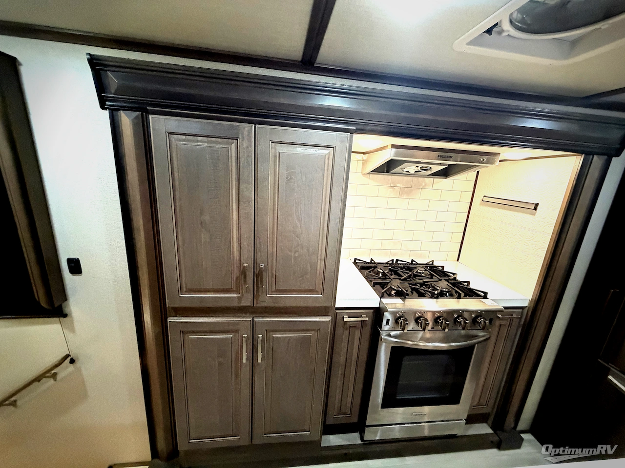 2021 Grand Design Solitude 390RK Photo 11