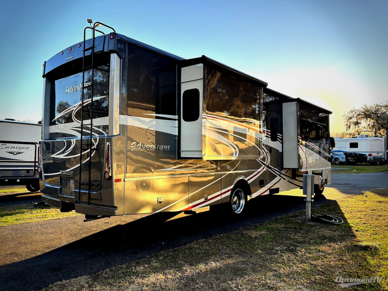 2016 Winnebago Adventurer 37F Photo 2