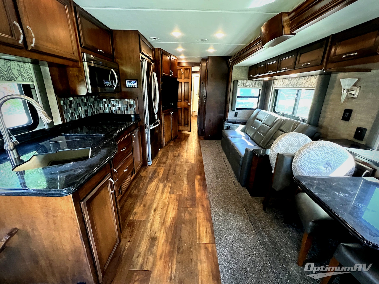 2020 Renegade Verona 40VRB Photo 5