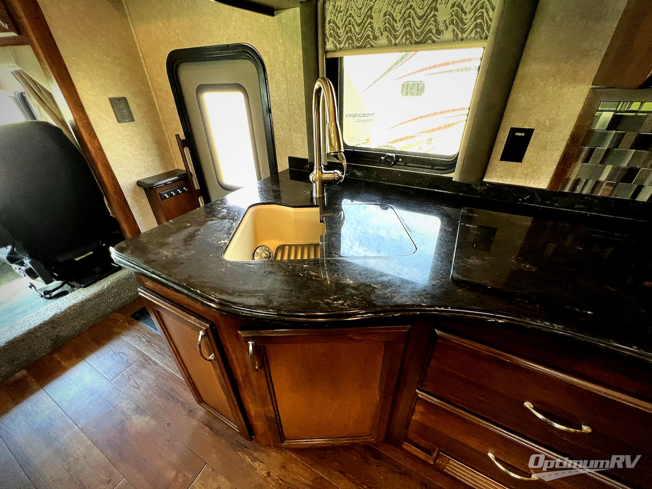 2020 Renegade Verona 40VRB Photo 13