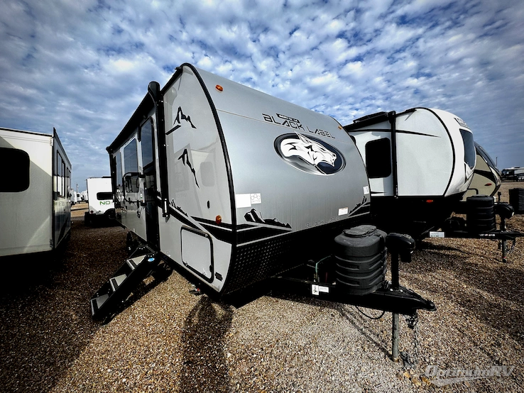 2024 Forest River Cherokee Grey Wolf Black label 18RRBL RV Photo 1