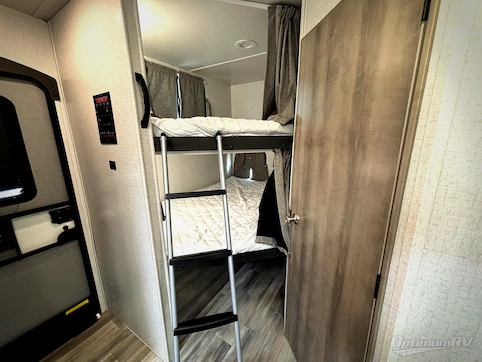 2022 Winnebago Towables Voyage 3033BH RV Photo 3