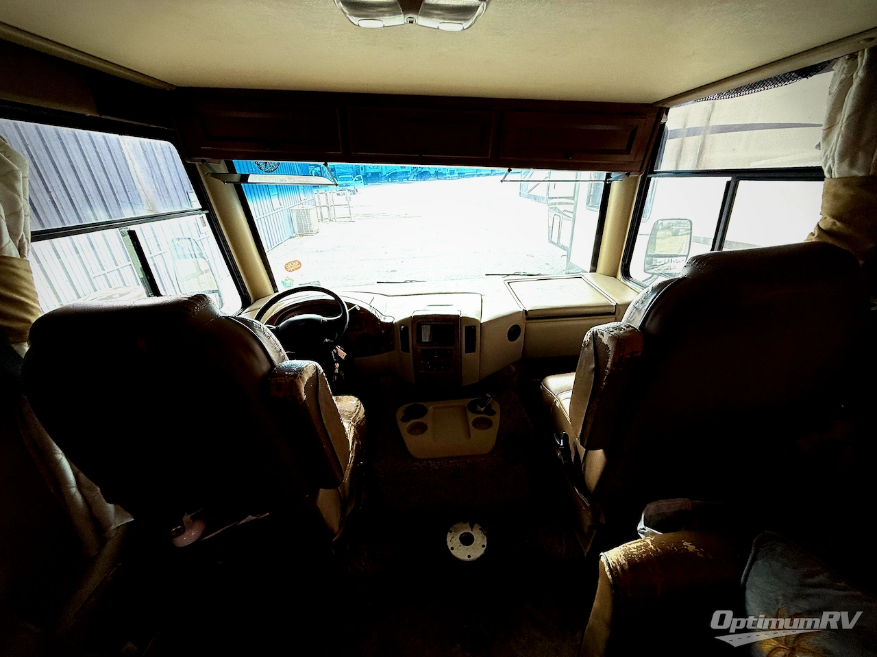 2014 Thor Hurricane 32N Photo 7