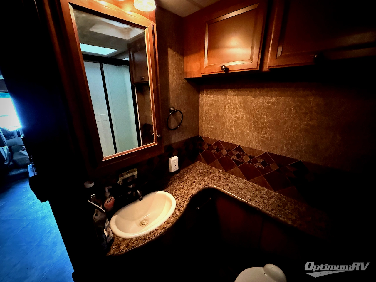 2014 Thor Hurricane 32N Photo 20