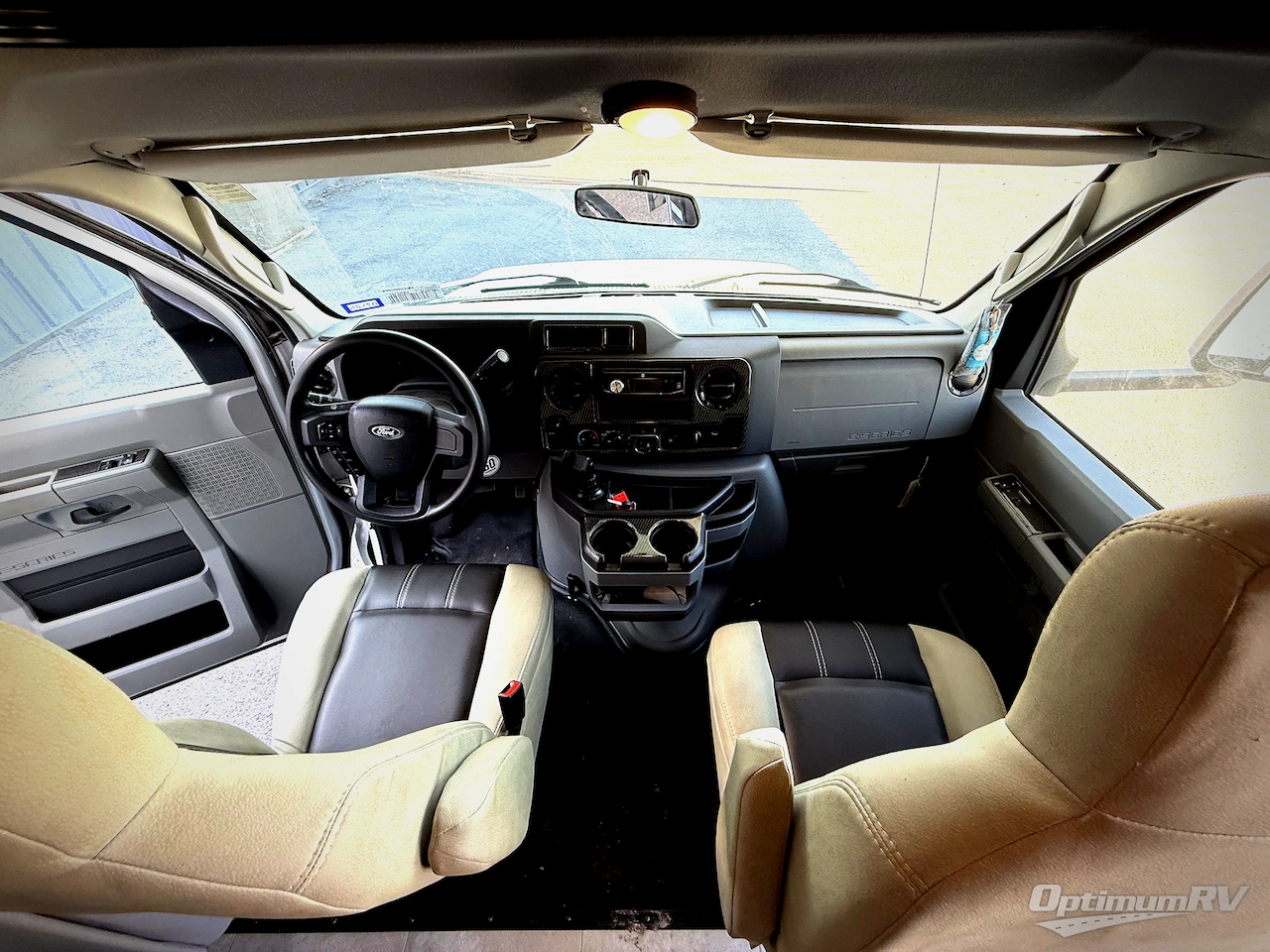 2021 Coachmen Freelander Premier 31MB Ford 450 Photo 5