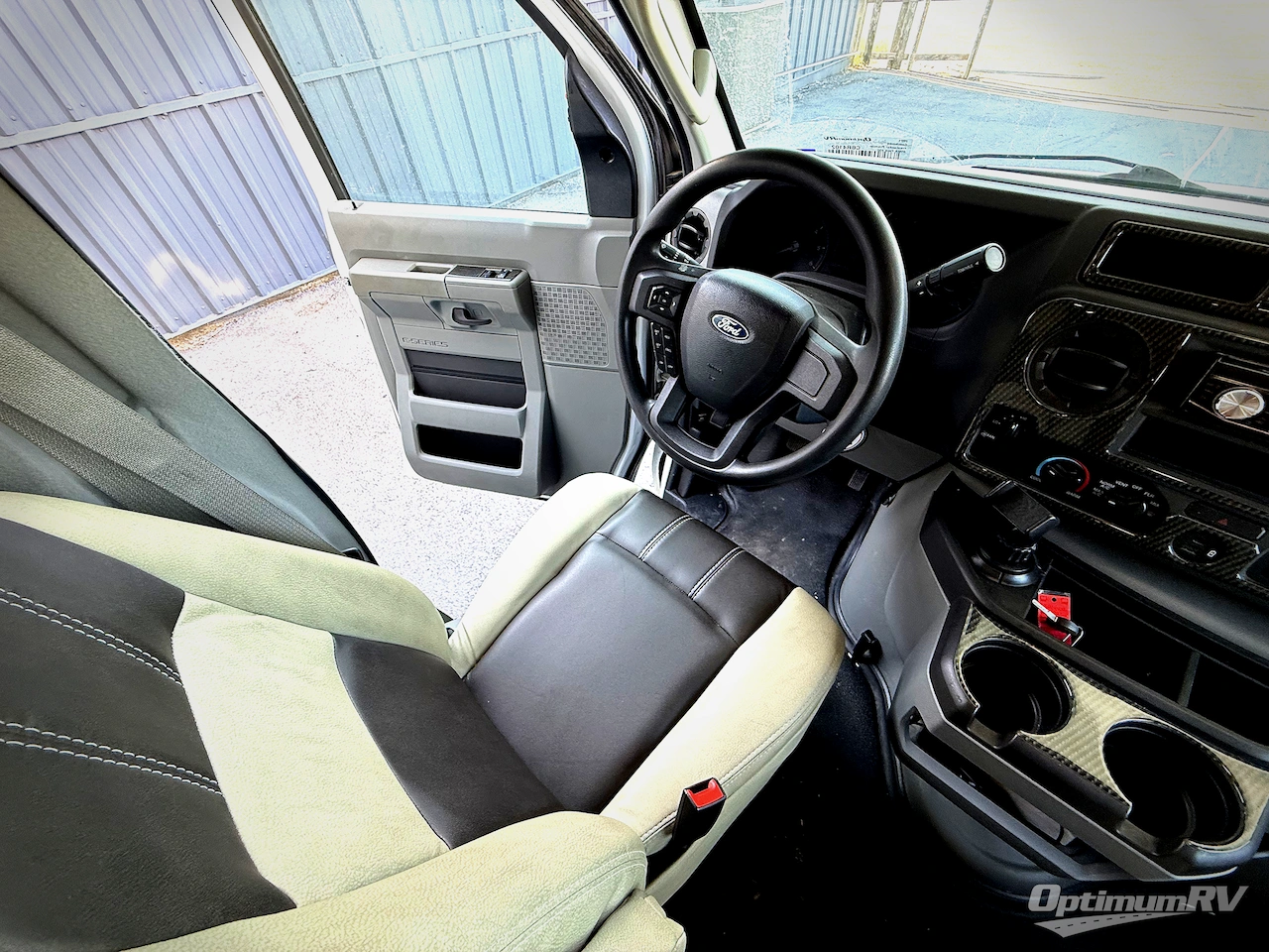 2021 Coachmen Freelander Premier 31MB Ford 450 Photo 6