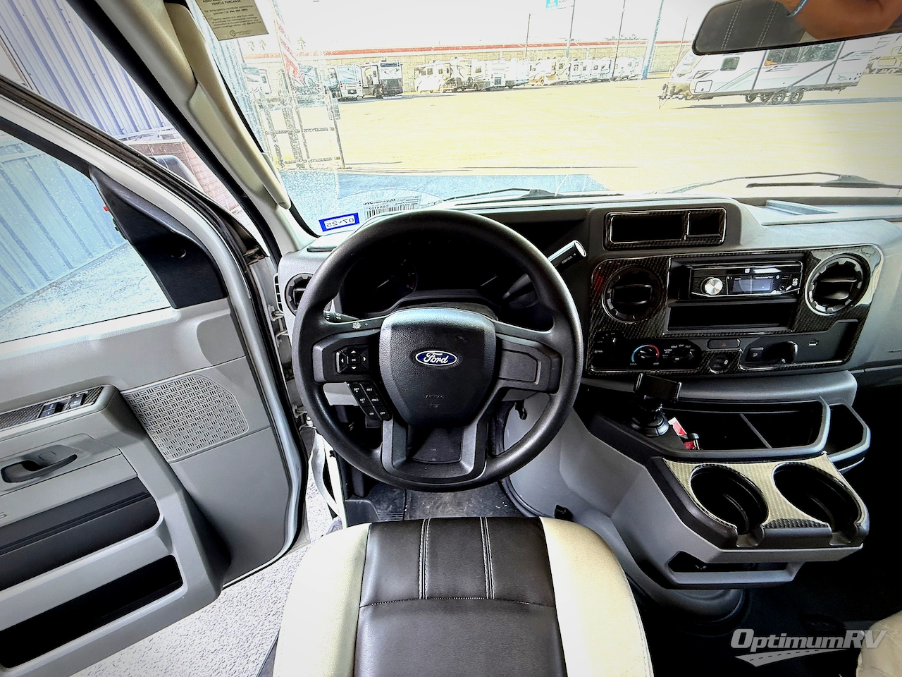 2021 Coachmen Freelander Premier 31MB Ford 450 Photo 7